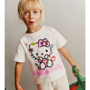 ZARA HELLO KITTY SANRIO PATCH T-SHIRT